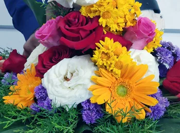 flower arrangement images of iifa 4