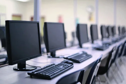 computer-lab-images-1-of-iifa