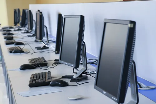 computer-lab-images-4-of-iifa