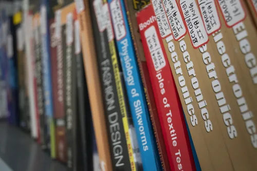 library-images-6-of-iifa