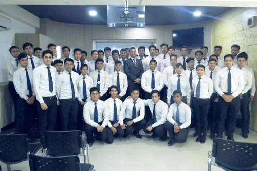 visual-training-room-images-of-iifa